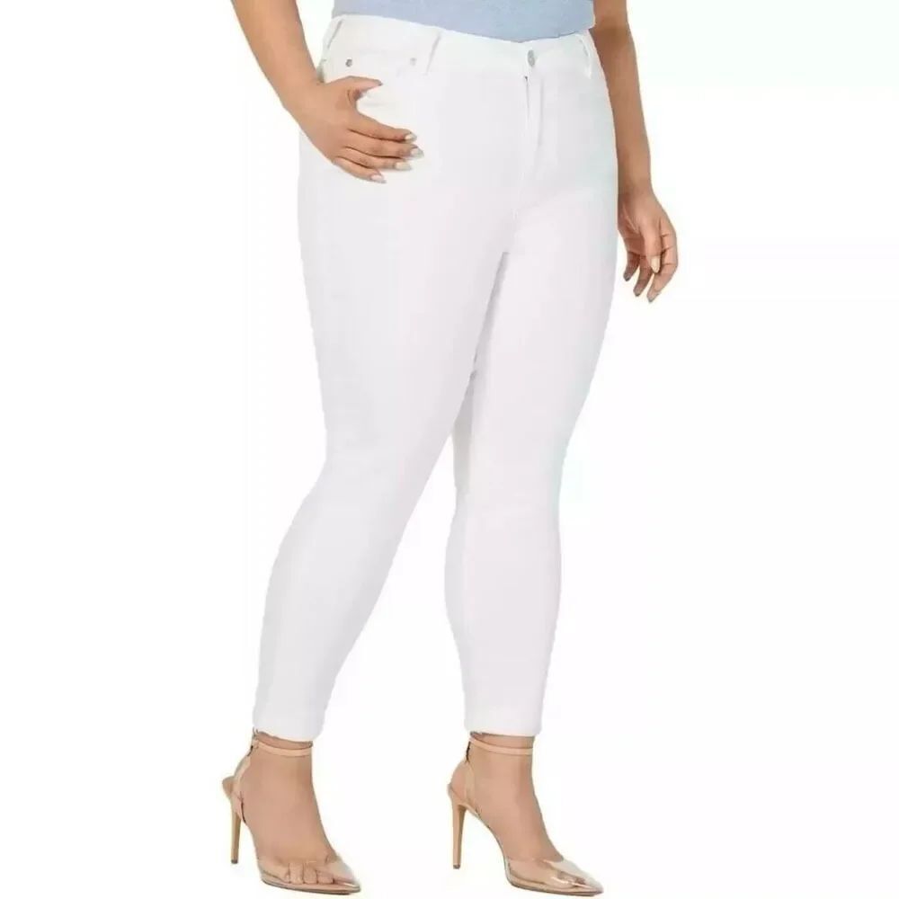 NWT Gorgeous Celebrity Pink 20 Plus Size White Skinny Stretch Jeans